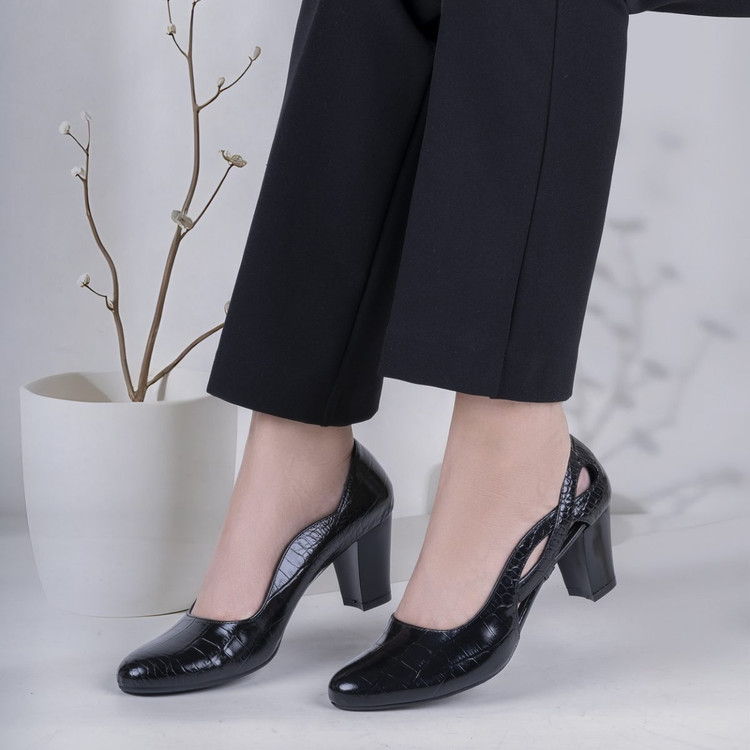 پاخورکفش چرم مجلسی زنانه مشکی
